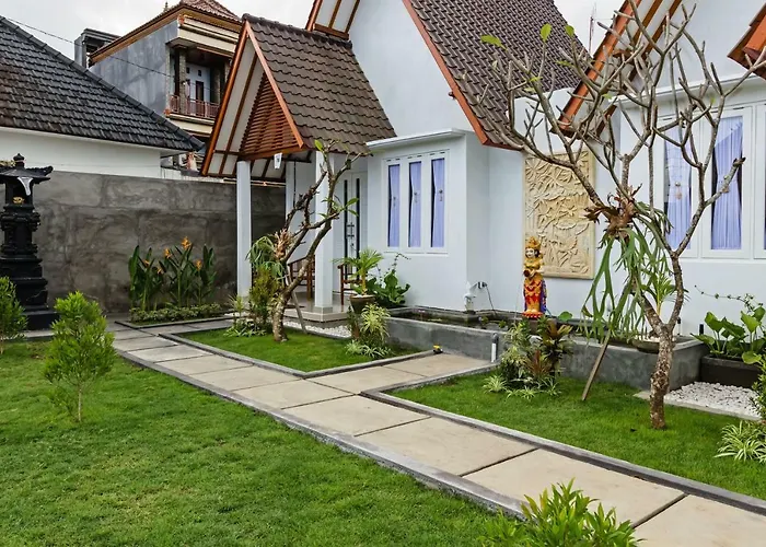 ホリデーパーク White House Bali Mengwi