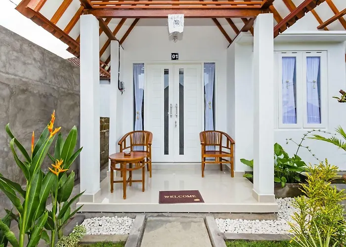 ホリデーパーク White House Bali